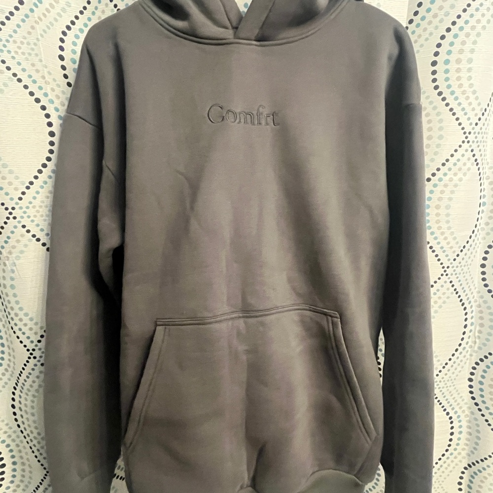 Comfrt Signature Hoodie Small